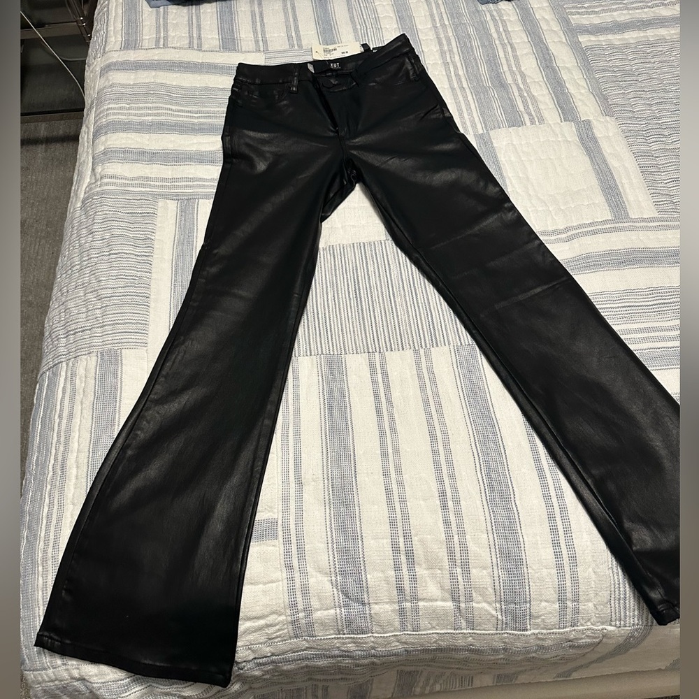 NWT Kut From The Kloth Coated Ana Flare 
size 0